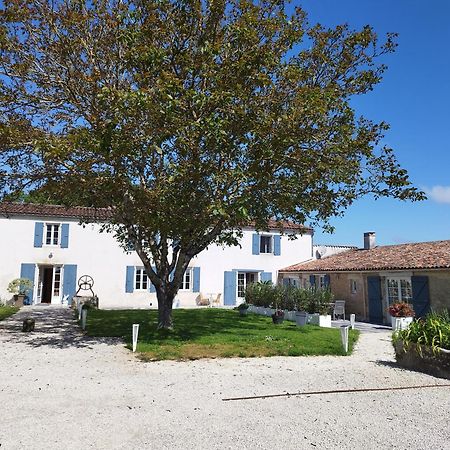 Bed and Breakfast Campagne Océan Montroy Exterior foto