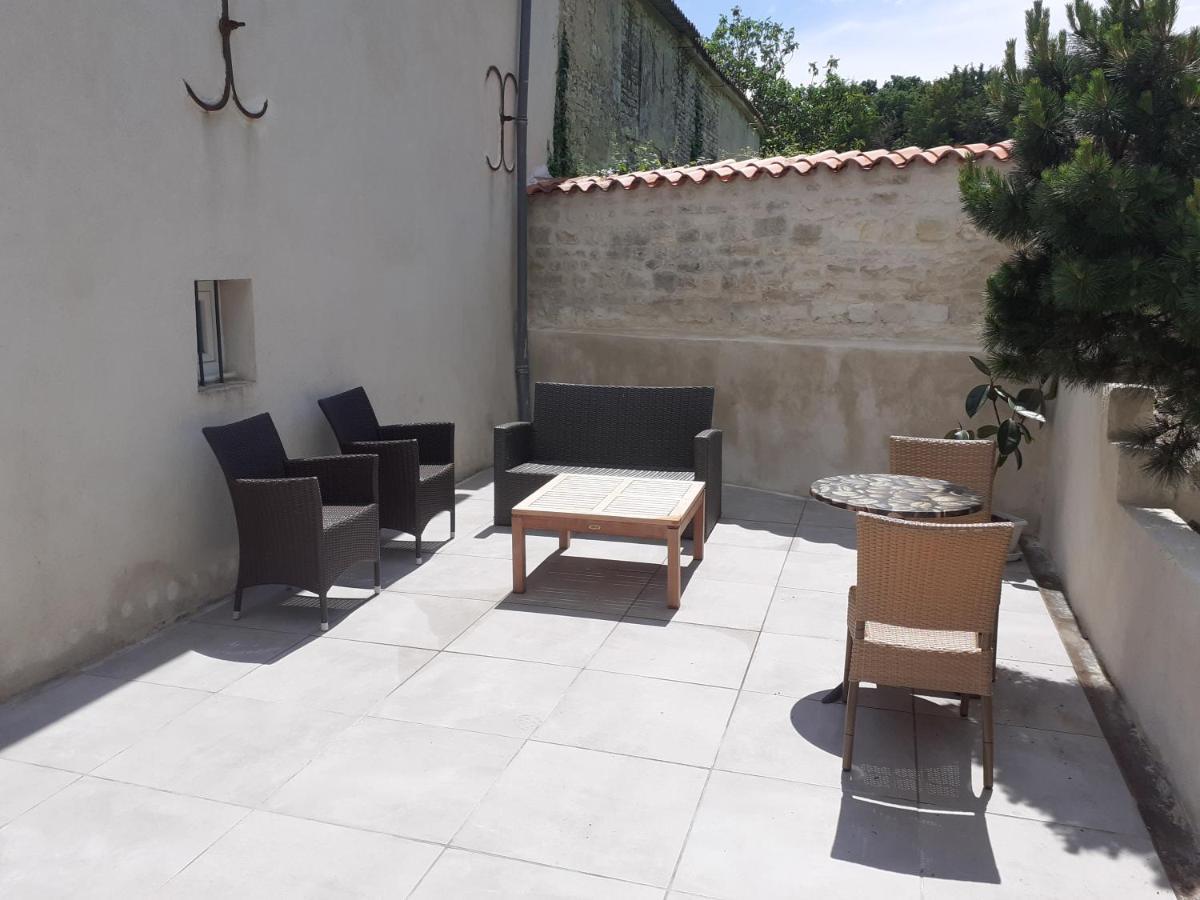 Bed and Breakfast Campagne Océan Montroy Exterior foto